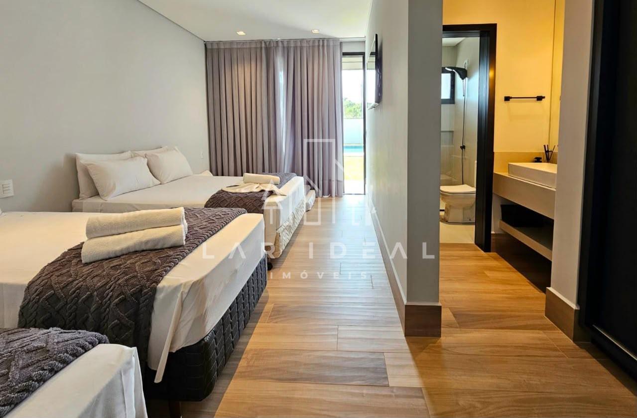 Imóvel com área gourmet, suíte e piscina para moradia ou aluguel de temporada à venda