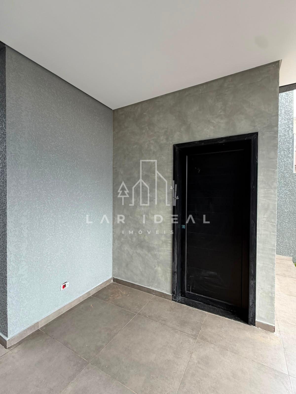 Casa com 75,11m² Pé Direito com 4,20m² com perfeito acabamento Jardim Curitiba