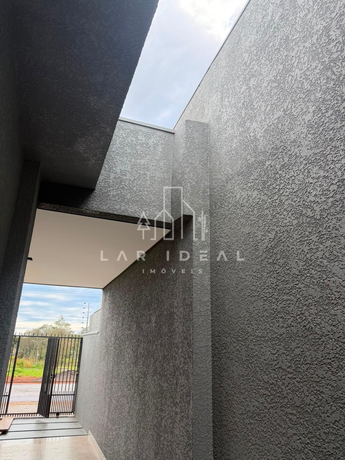 Casa com 75,11m² Pé Direito com 4,20m² com perfeito acabamento Jardim Curitiba