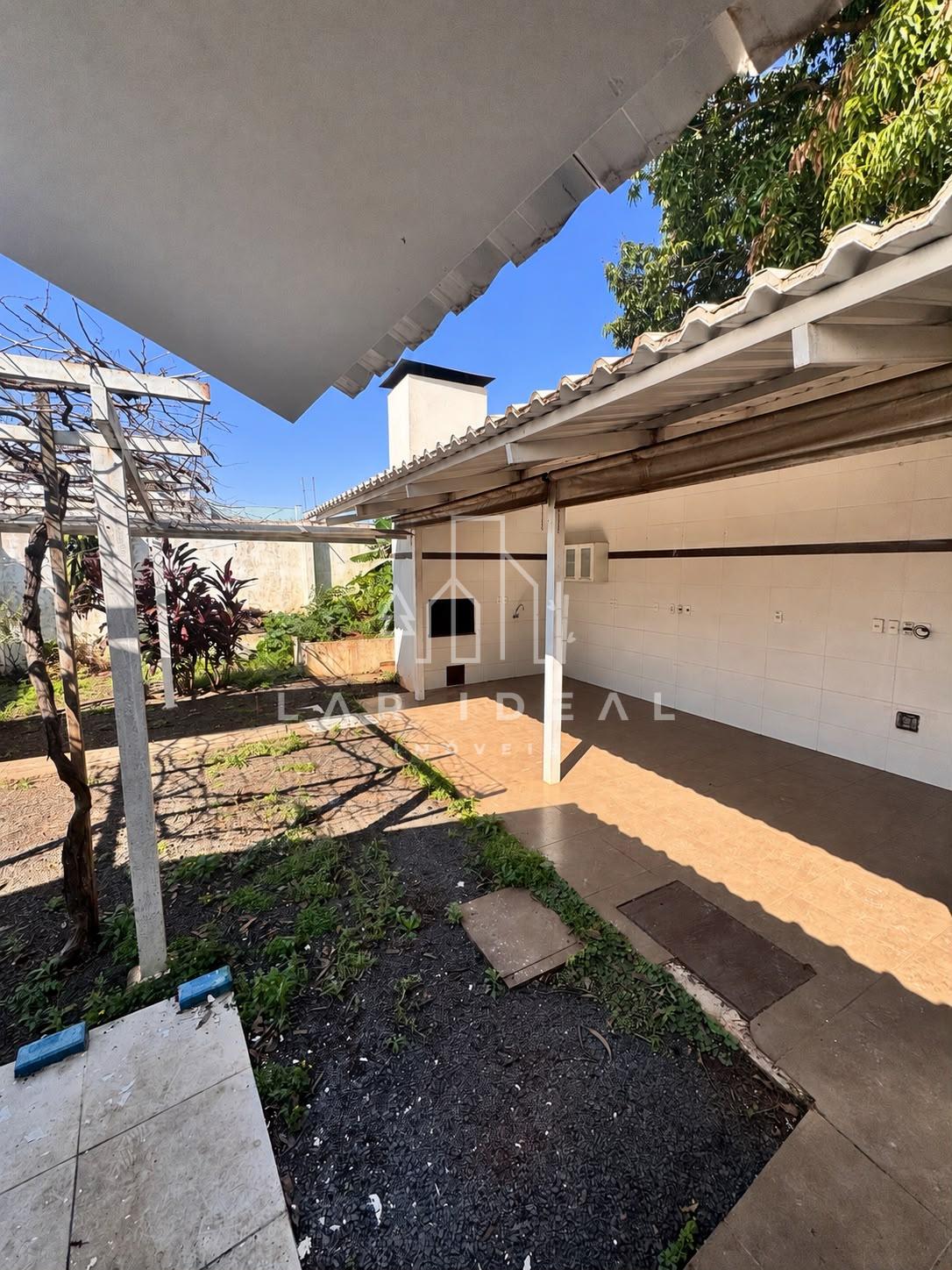 Casa espaçosa no Parque dos Estados, 4 quartos e amplo quintal!