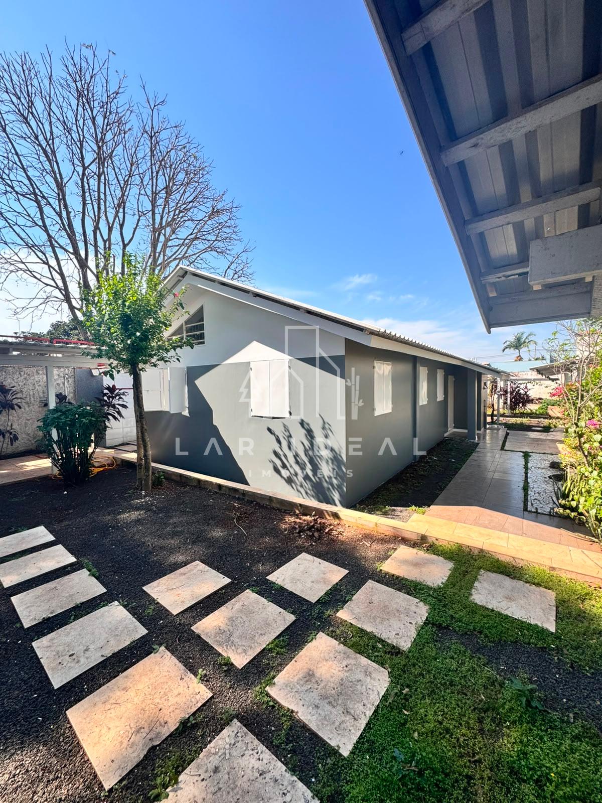 Casa espaçosa no Parque dos Estados, 4 quartos e amplo quintal!