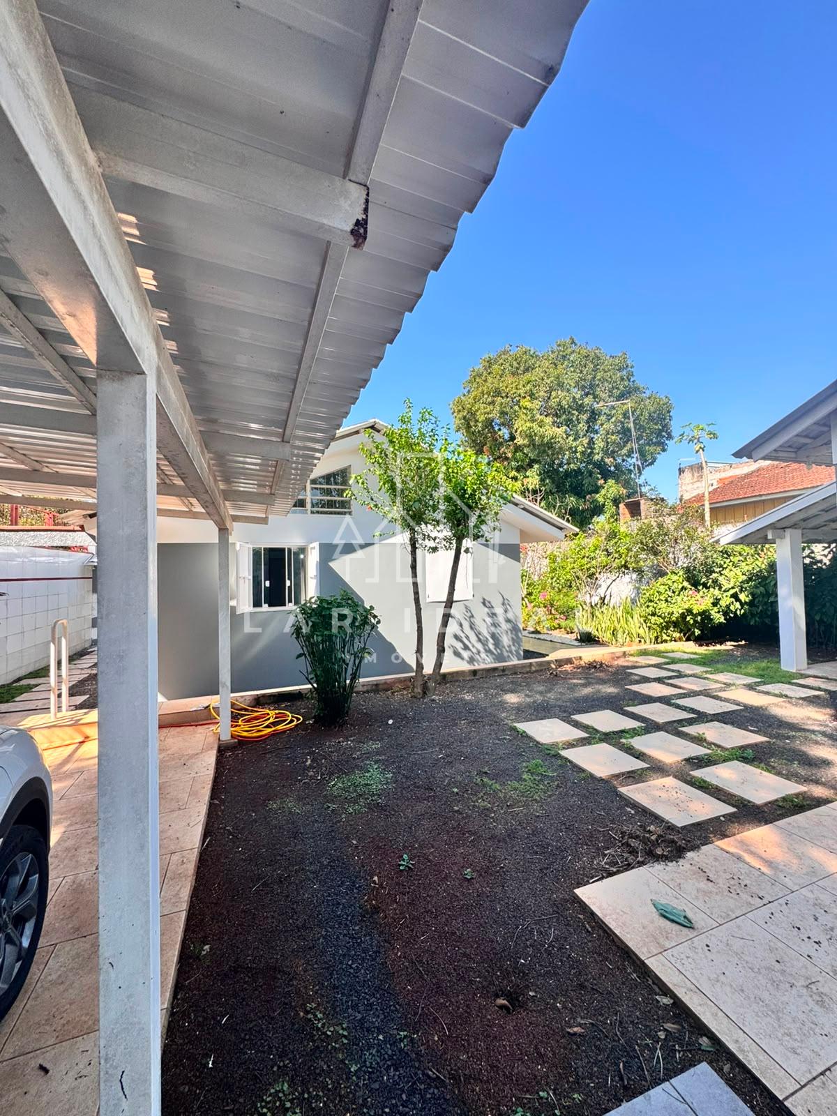 Casa espaçosa no Parque dos Estados, 4 quartos e amplo quintal!