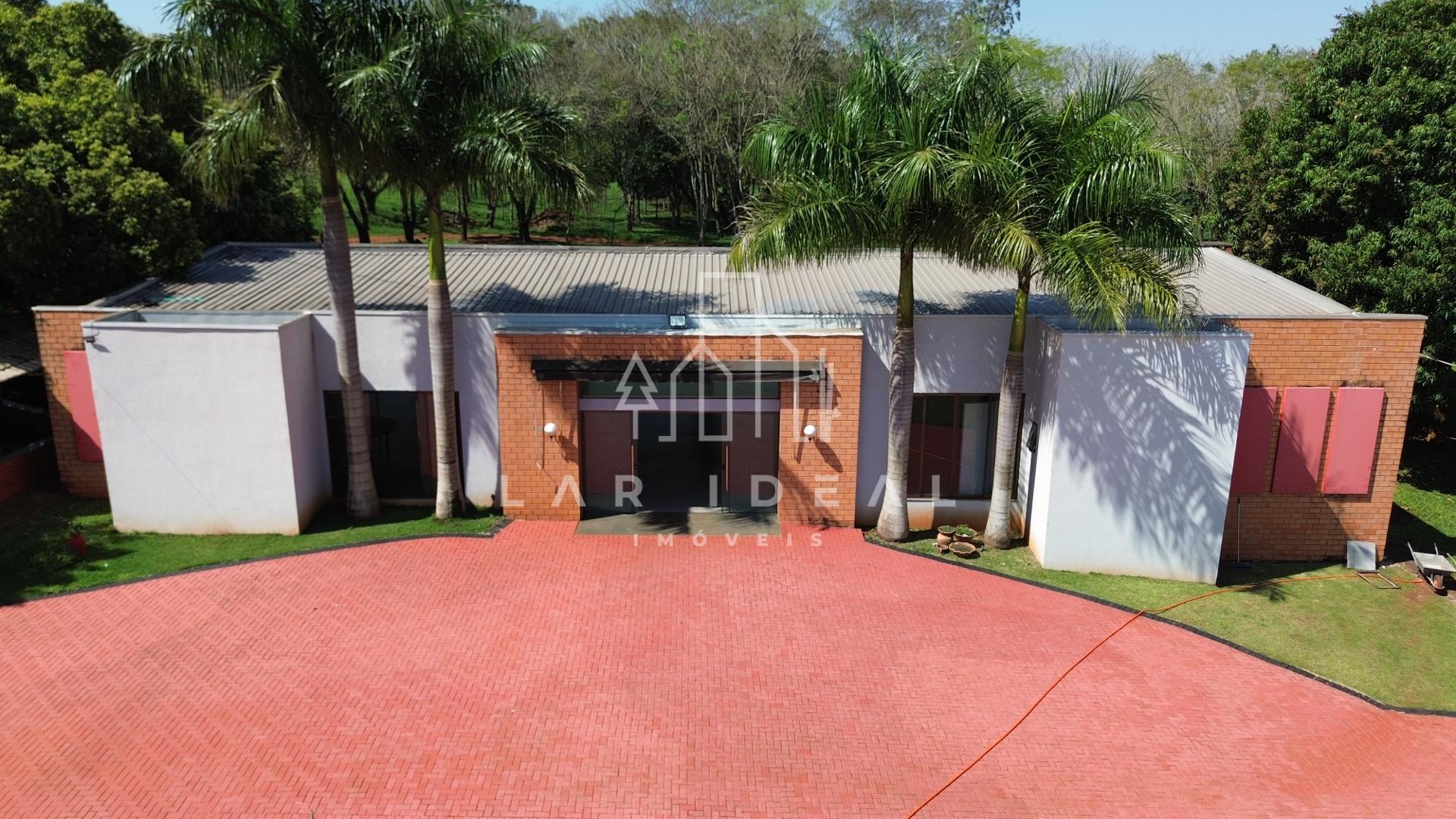 Chácara Completa a venda com 38.896 m², estrutura para eventos e hospedagem.