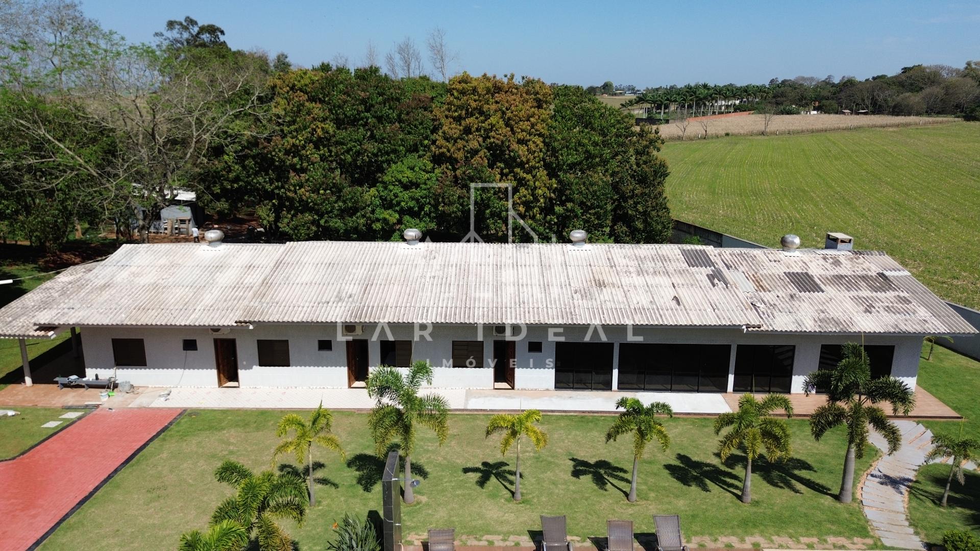 Chácara Completa a venda com 38.896 m², estrutura para eventos e hospedagem.