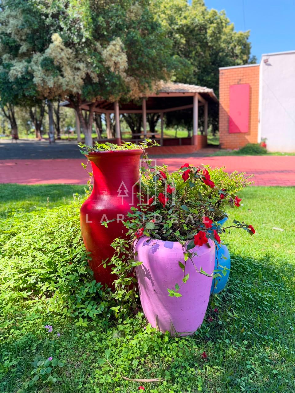 Chácara Completa a venda com 38.896 m², estrutura para eventos e hospedagem.