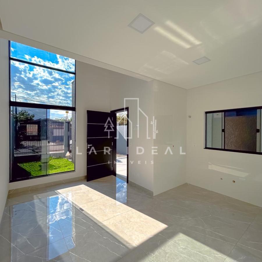 Casa com 75,11m² Pé Direito com 4,20m² com perfeito acabamento Jardim Curitiba