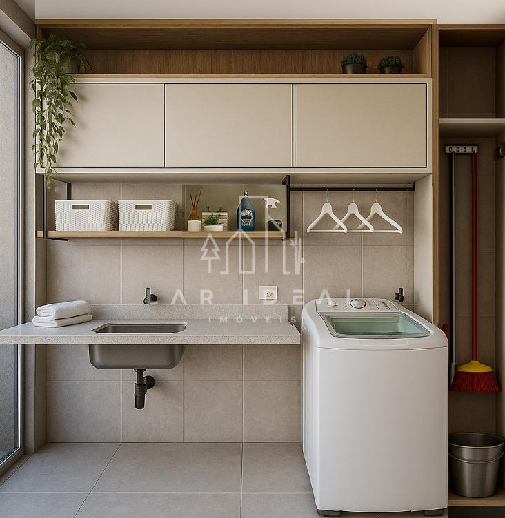 Casa no Jardim Curitiba com pé-direito alto e um excelente acabamento