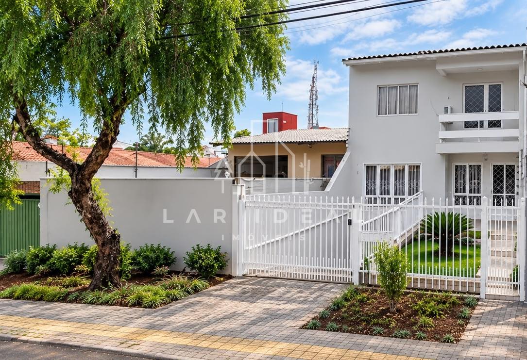 Sobrado amplo e aconchegante no Jardim Panorama, com 3 suites