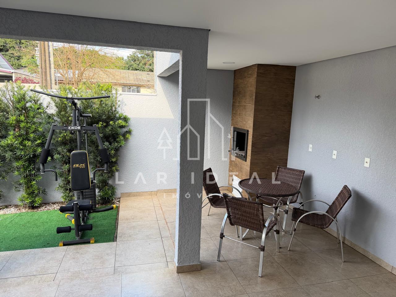 OPORTUNIDADE NA VILA A! Casa Semimobiliada, com Suíte e Localização Privilegiada!