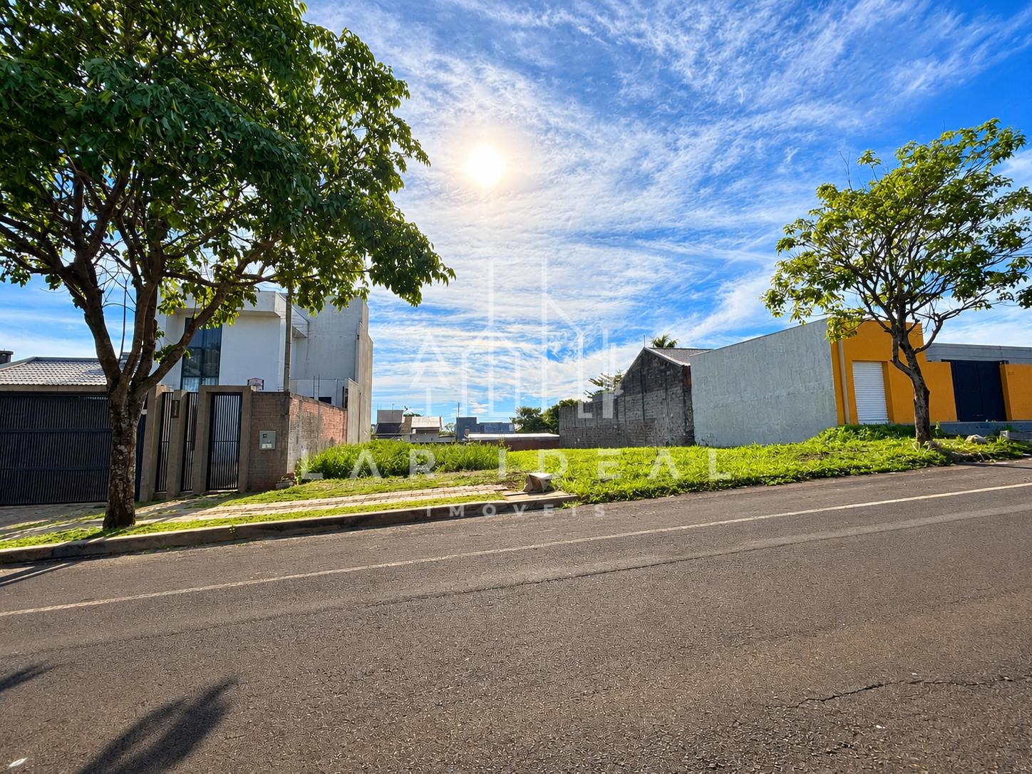 Terreno amplo e bem localizado no Jardim Nova Andradina com 360m²
