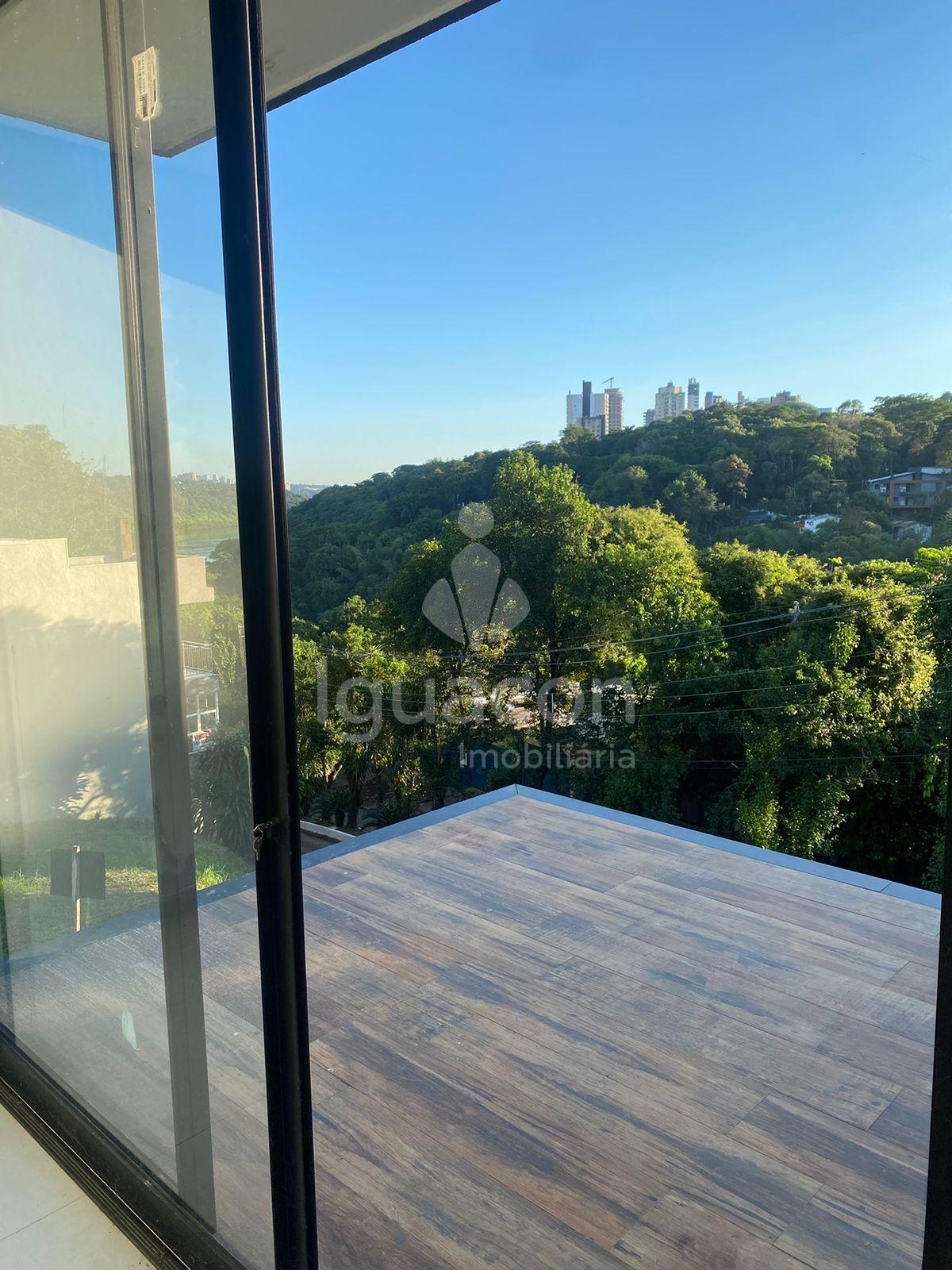 Box no Condomínio Cataratas Iate Club em Foz do Iguaçu - PR