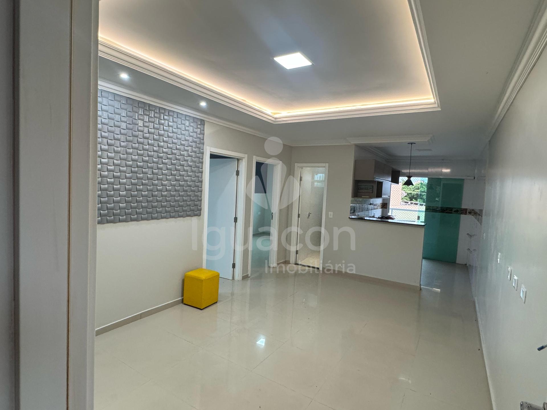 Apartamento com 02 Dormitórios e 01 Banheiro Social na Vila Yo...