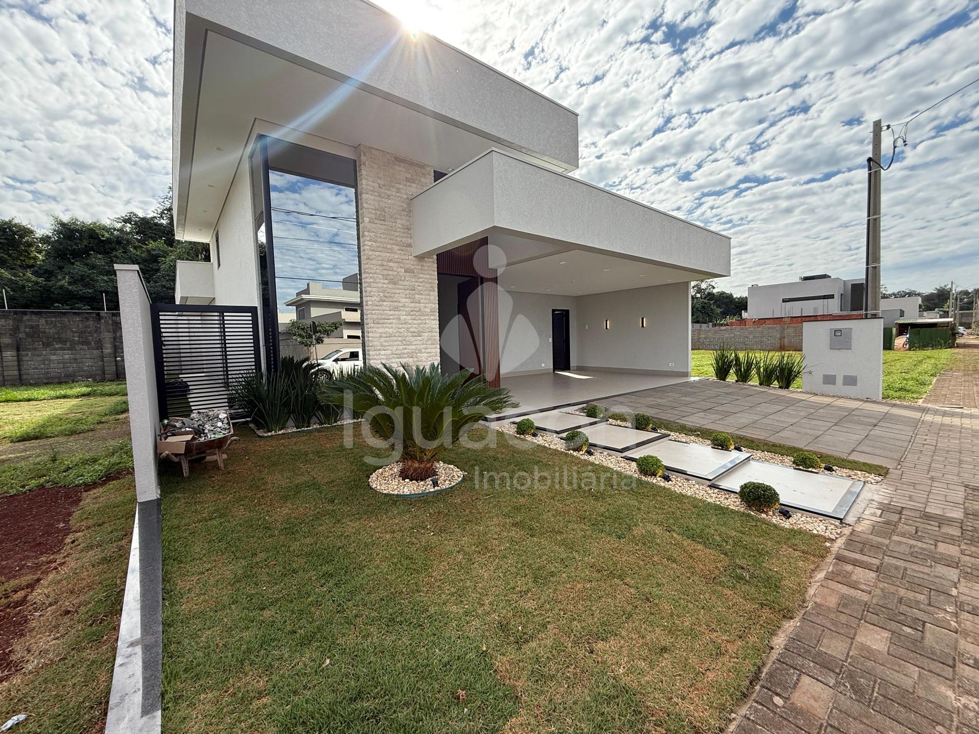 Casa com 03 Suítes e Espaço Gourmet no Condomínio Fechado Hori...