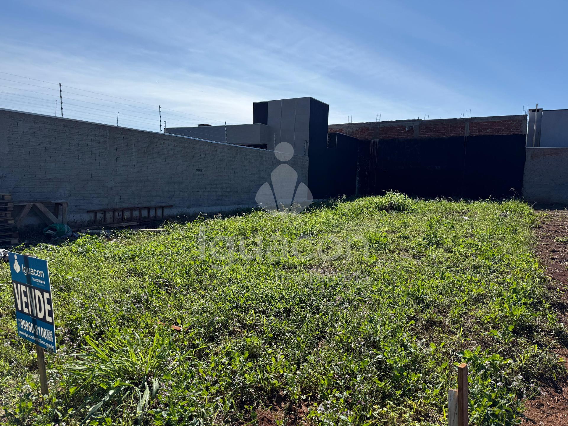 Terreno de 250m  no Loteamento Santiago próximo Morumbi