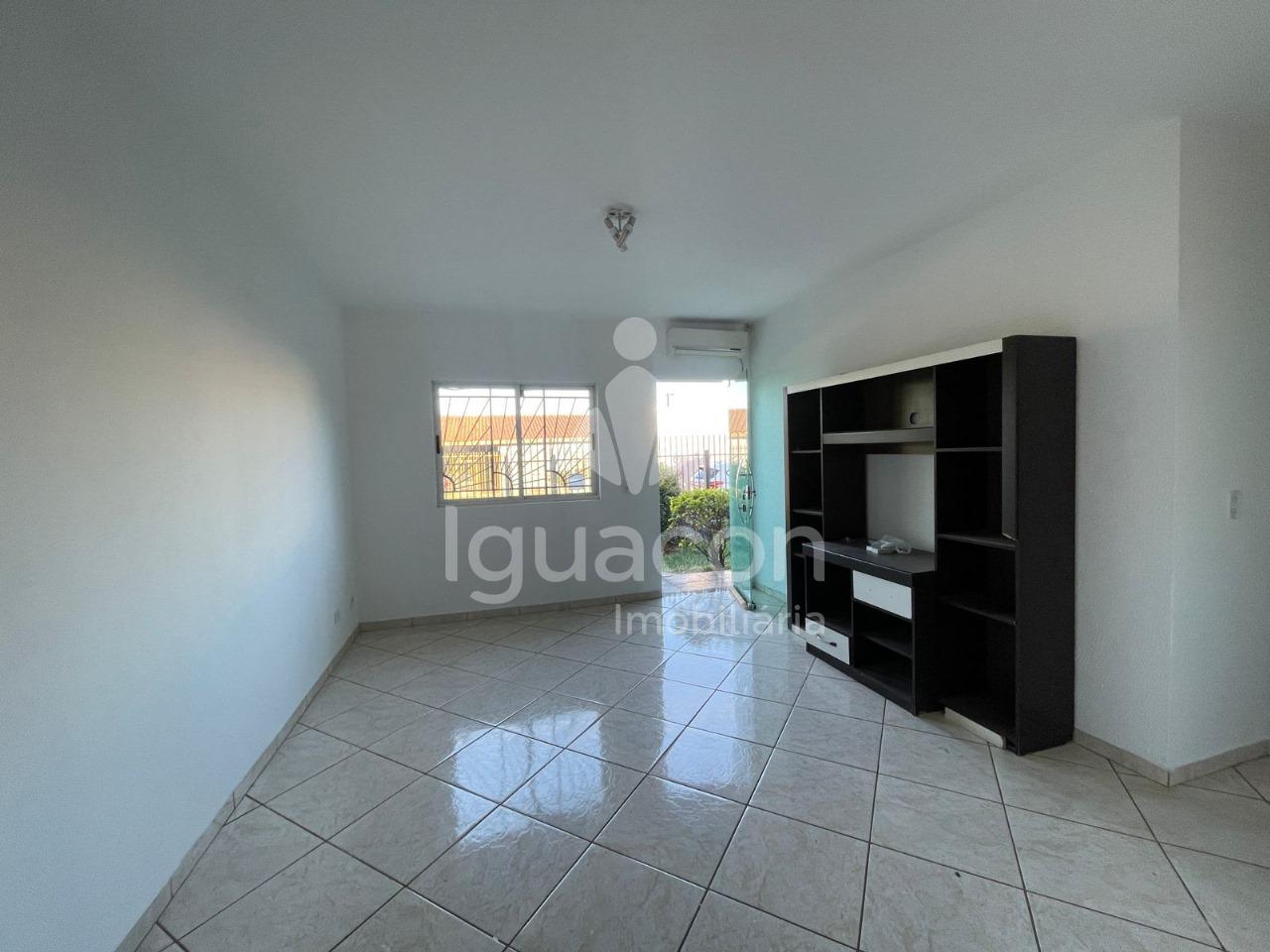 Casa com 03 Dormitórios sendo 01 Suite no Morumbi em Foz do Iguaçu