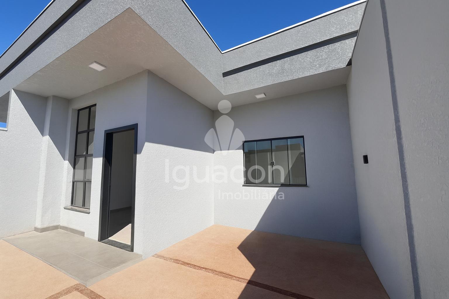 Casa com 02 Dormitórios sendo 01 Suíte e Churrasqueira no Vila Maria