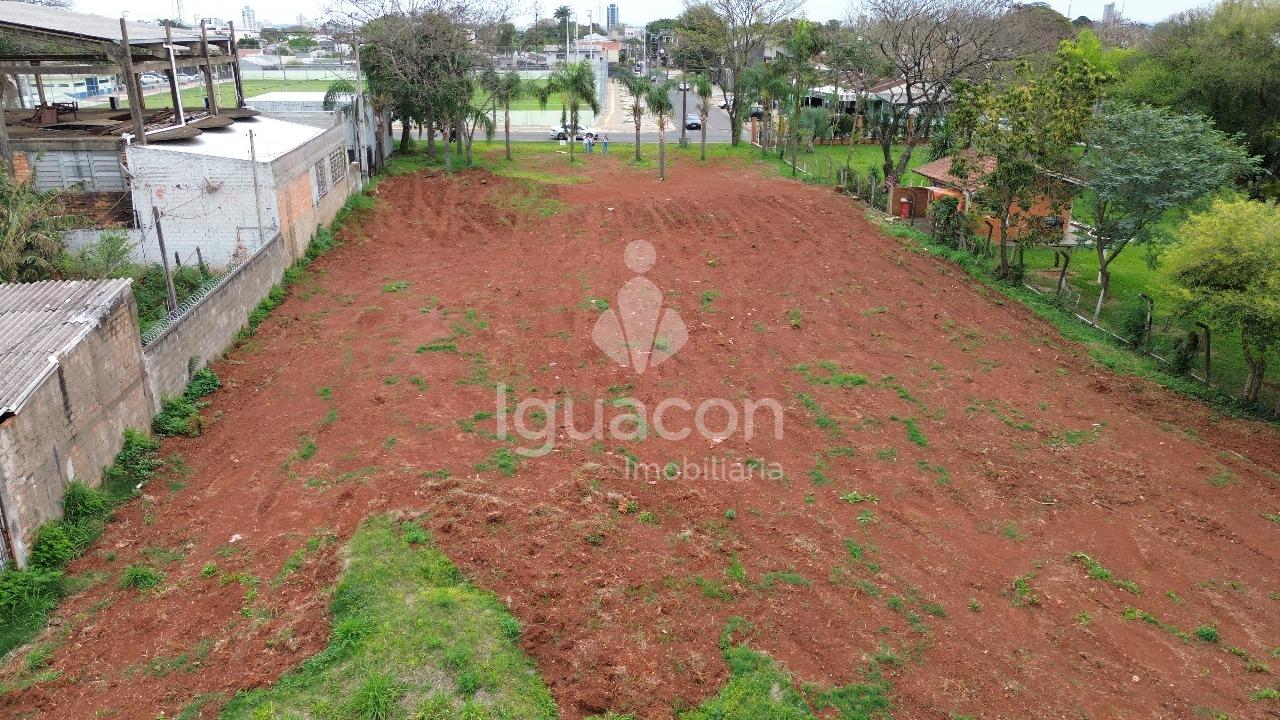 Terreno de 3024m  na Avenida Pôr do Sol ao lado da Praça da Biblia