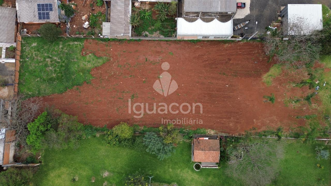 Terreno de 3024m  na Avenida Pôr do Sol ao lado da Praça da Biblia