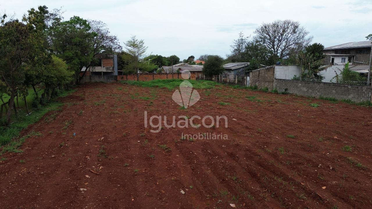 Terreno de 3024m  na Avenida Pôr do Sol ao lado da Praça da Biblia