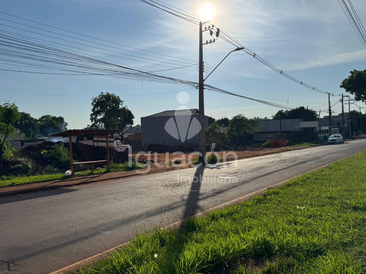 Terreno de 407m  em avenida Privilegiada no Jardim Lancaster