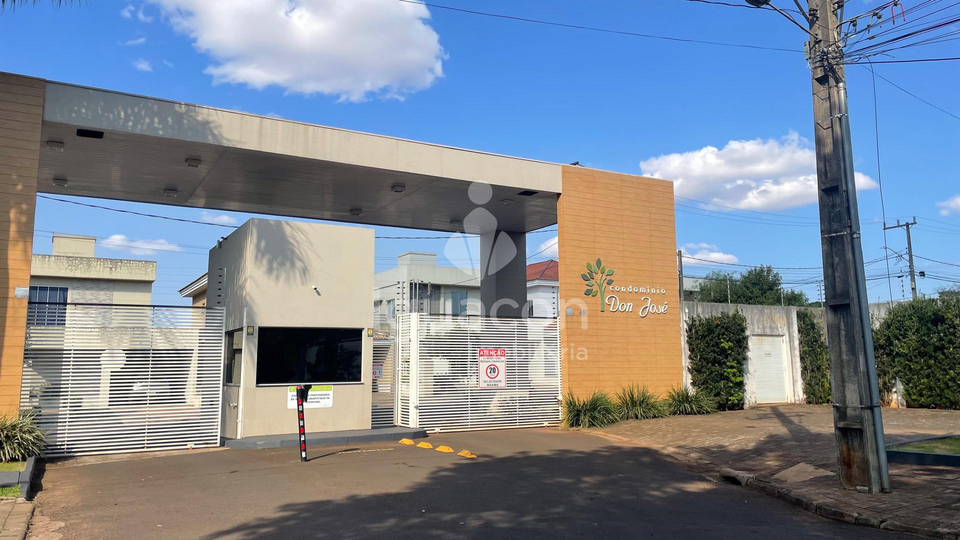 Terrenos á venda no Condominio Residencial Don Jóse em Três La...
