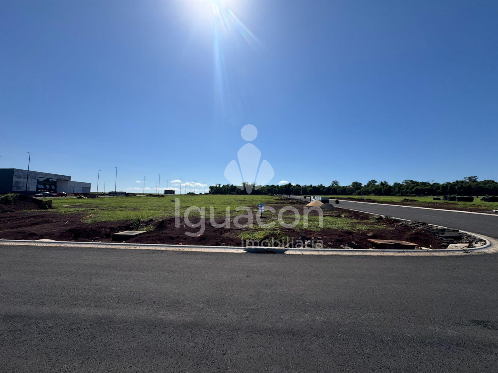Terreno de 335m  no Loteamento Vita Village em frente ao Hospi...