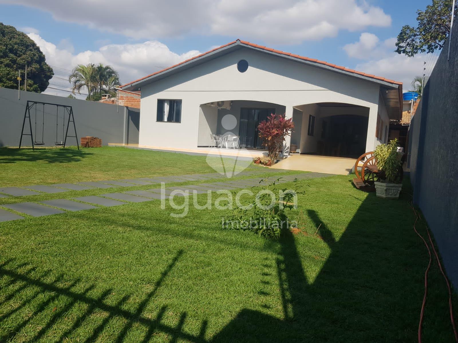 Casa com 03 Dormitorios sendo 01 Suite em Santa Terezinha de I...