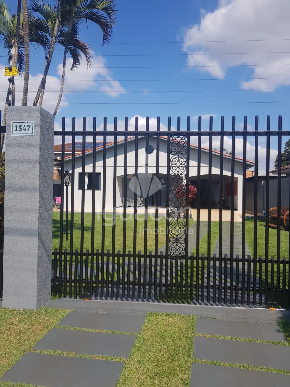 Casa com 03 Dormitorios sendo 01 Suite em Santa Terezinha de I...