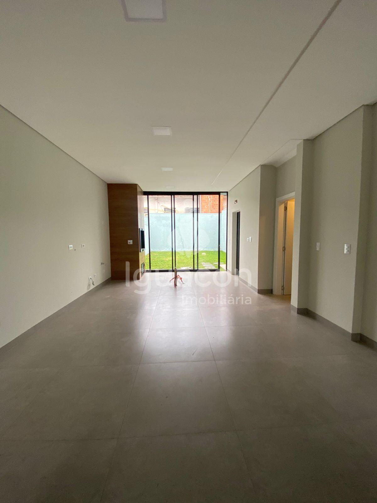 Sobrado com 03 Dórmitorios sendo 01 Suite no Jardim Amazonas