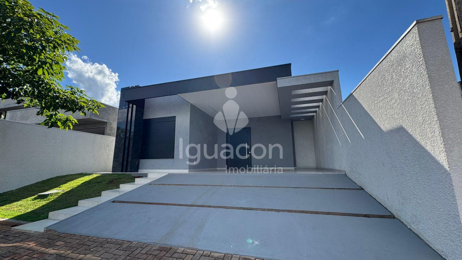 Casa com 03 Suítes sendo 01 Suíte com Closet e Piscina com Cascata no Condomínio Falls Ville