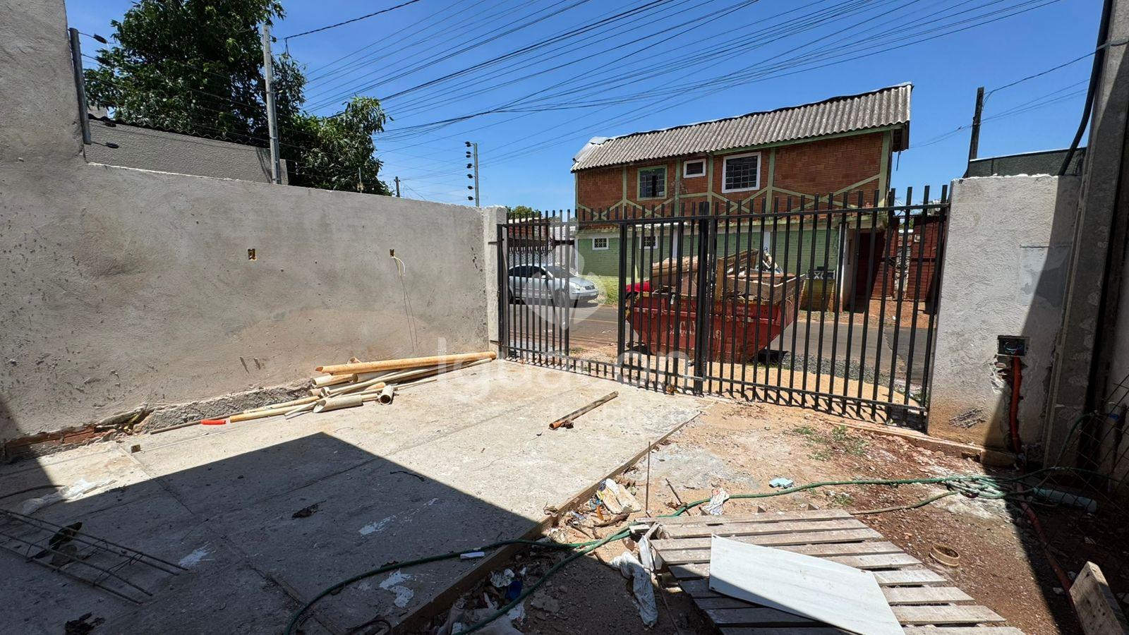 Casa com 02 Dormitórios sendo 01 Suíte na Vila Borges próximo ao Morumbi