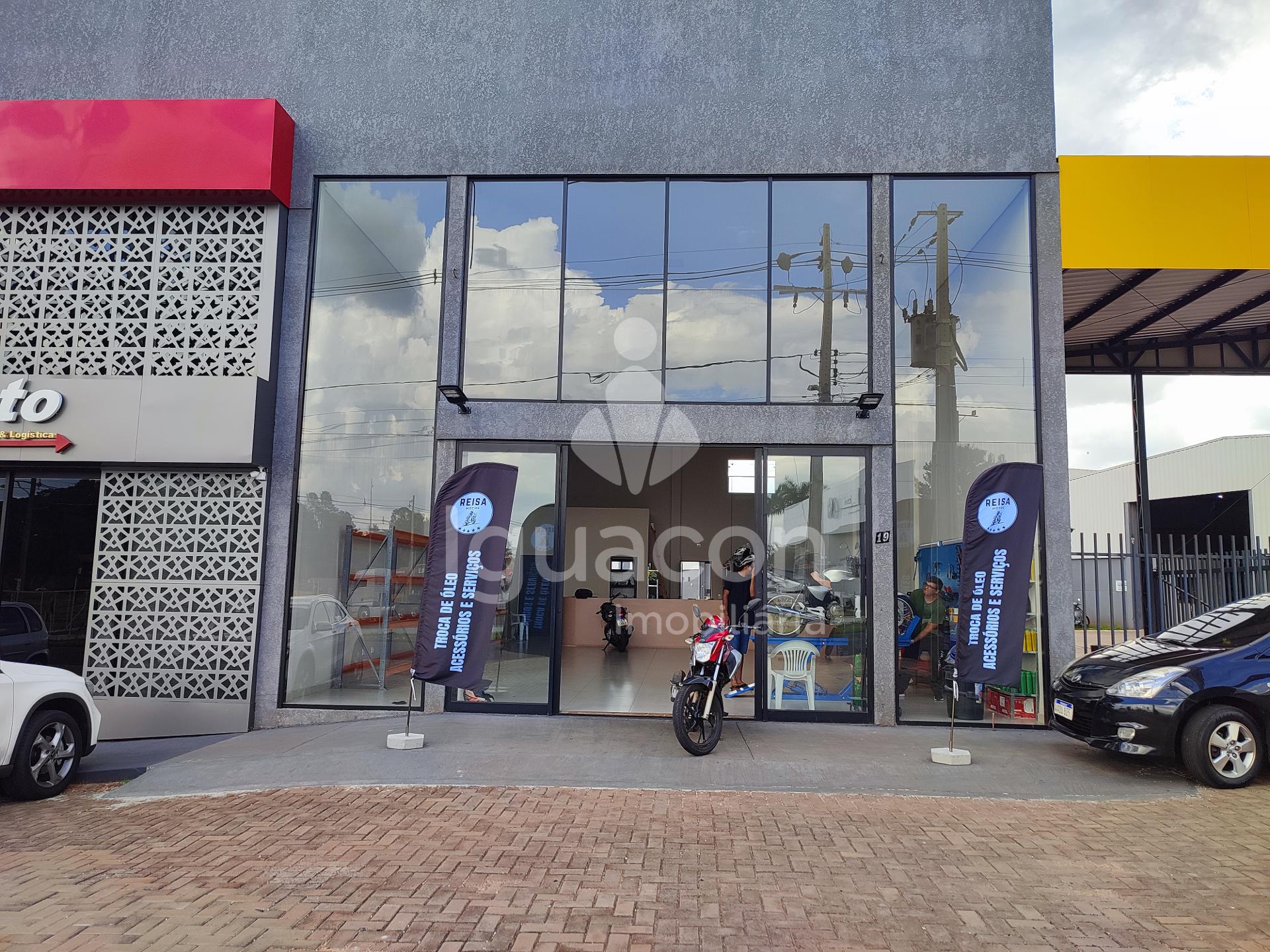 Sala comercial com 134 m  na marginal da BR277 - Foz do Iguaçu PR