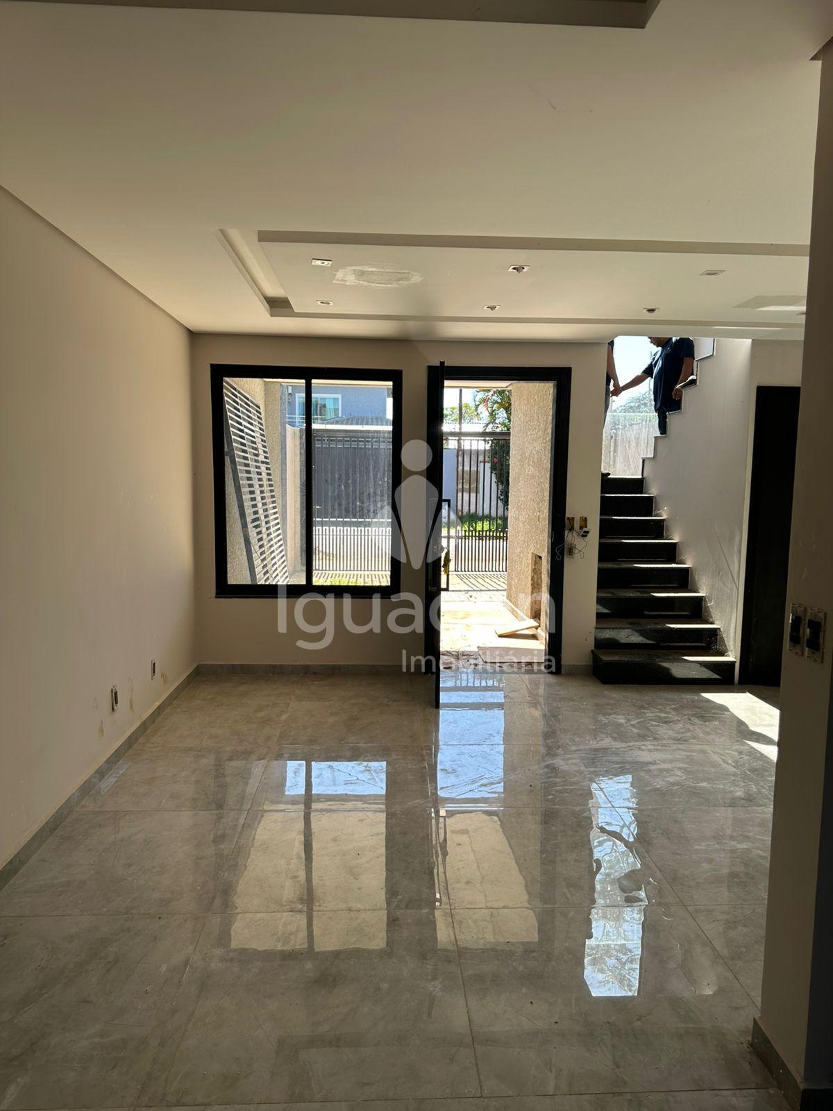 Sobrado com 02 Suites e 02 Vagas de garagem no Jardim Panorama