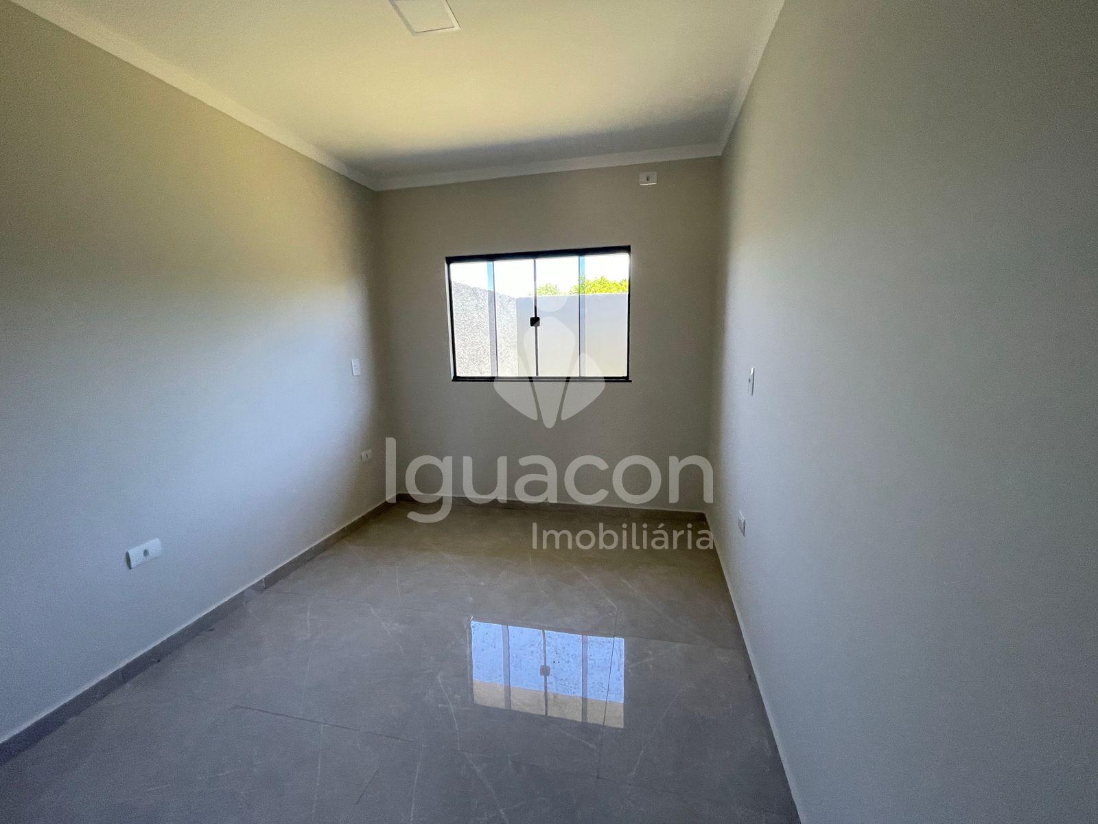 Casa com 02 Dormit?rios sendo 01 Suite no Jardim Cataratas