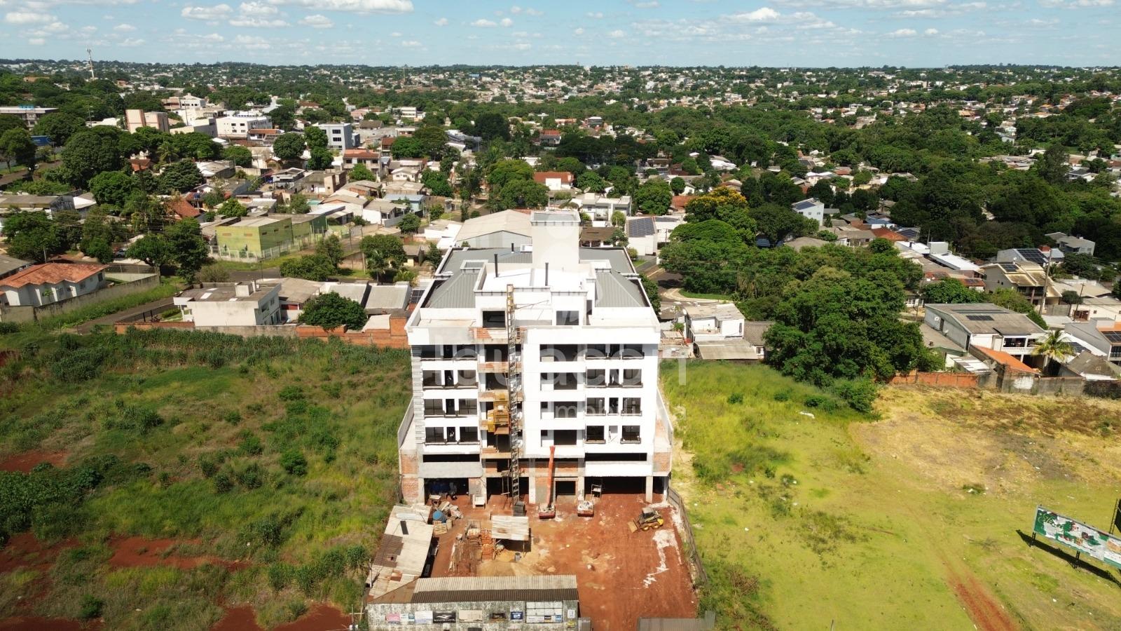 Apartamento com 03 Dormitorios sendo 01 Suite no Residence Lê ...