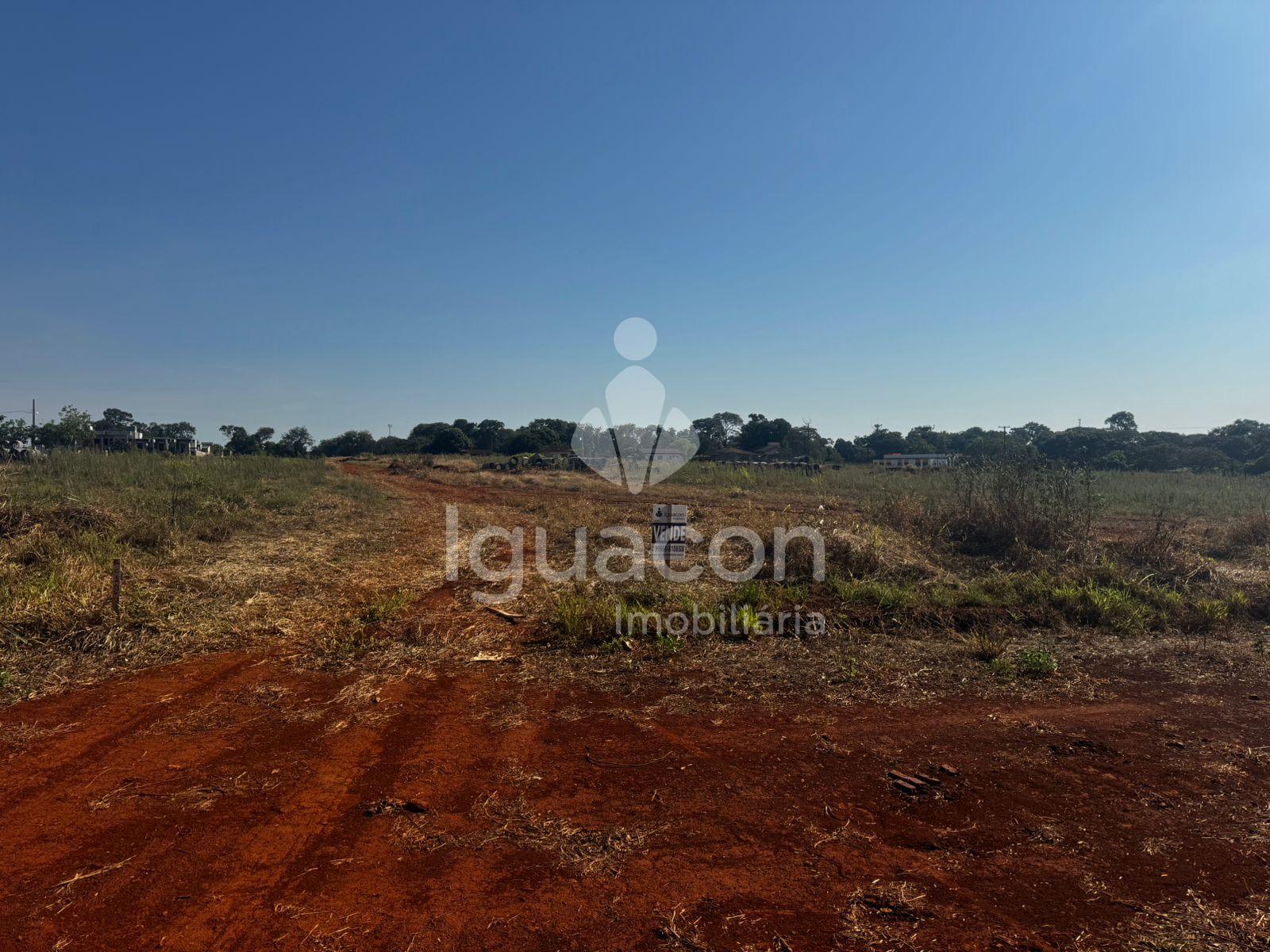 Terreno de 300m  ? venda no Loteamento Parque Pioneiros II