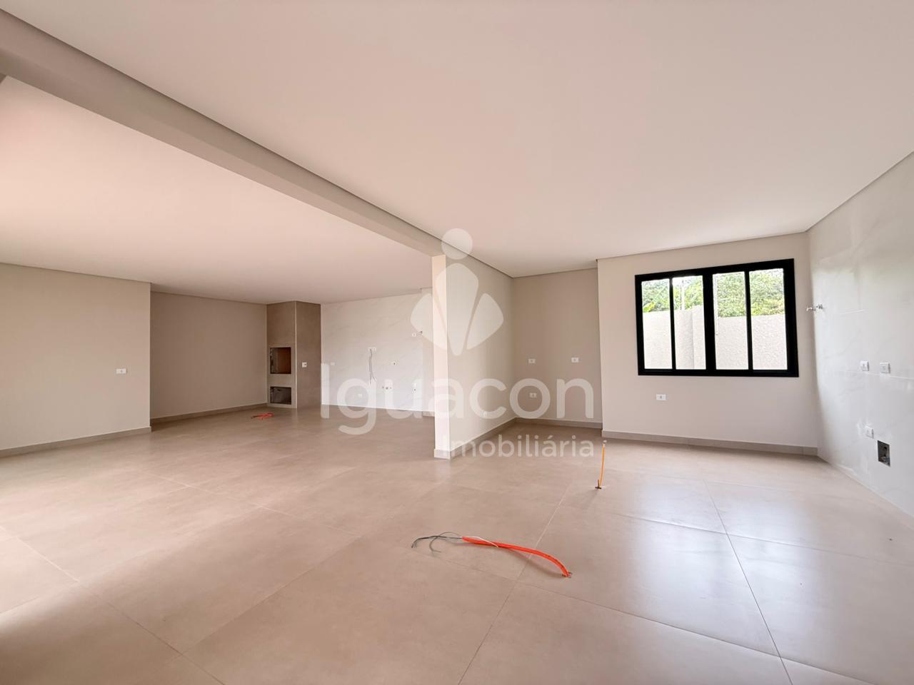 Casa com 03 Suites sendo 01 Suite Master no Condominio Águas Claras