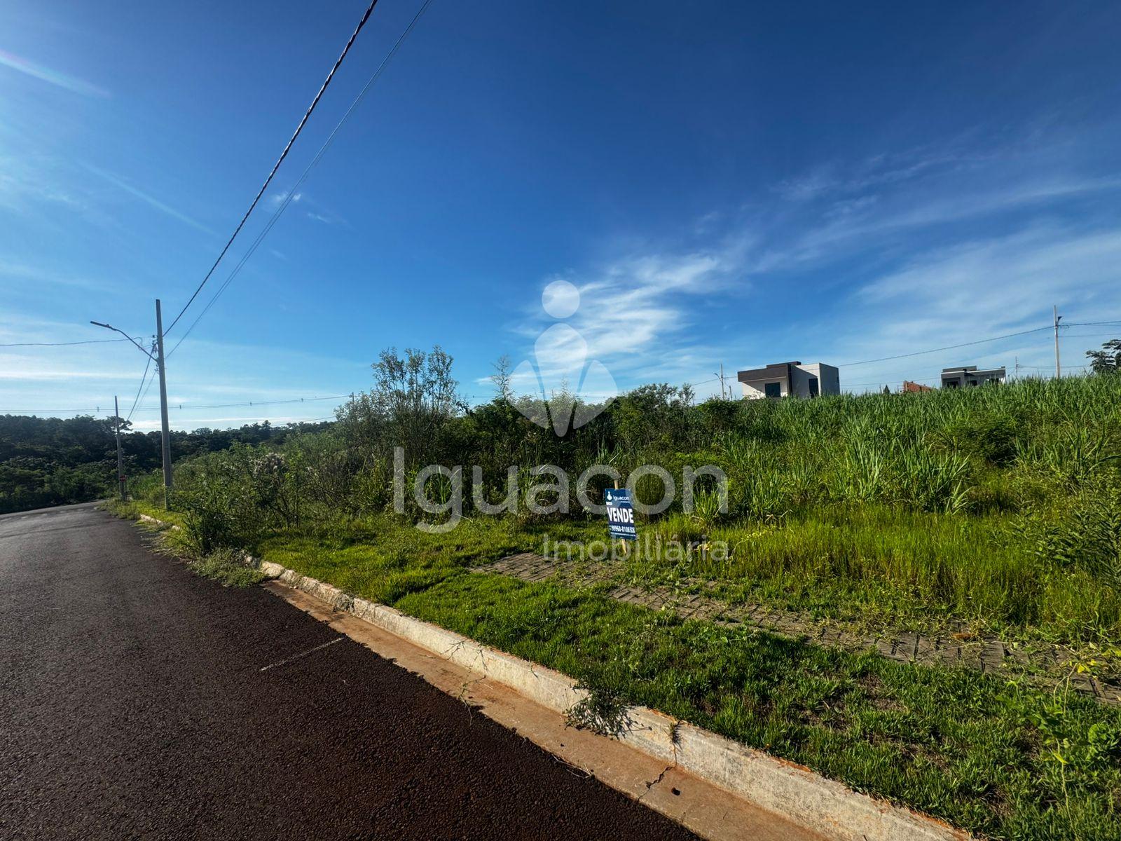 Terreno de 200m  no Loteamento Ecoville I próximo Avenida Tancredo Neves