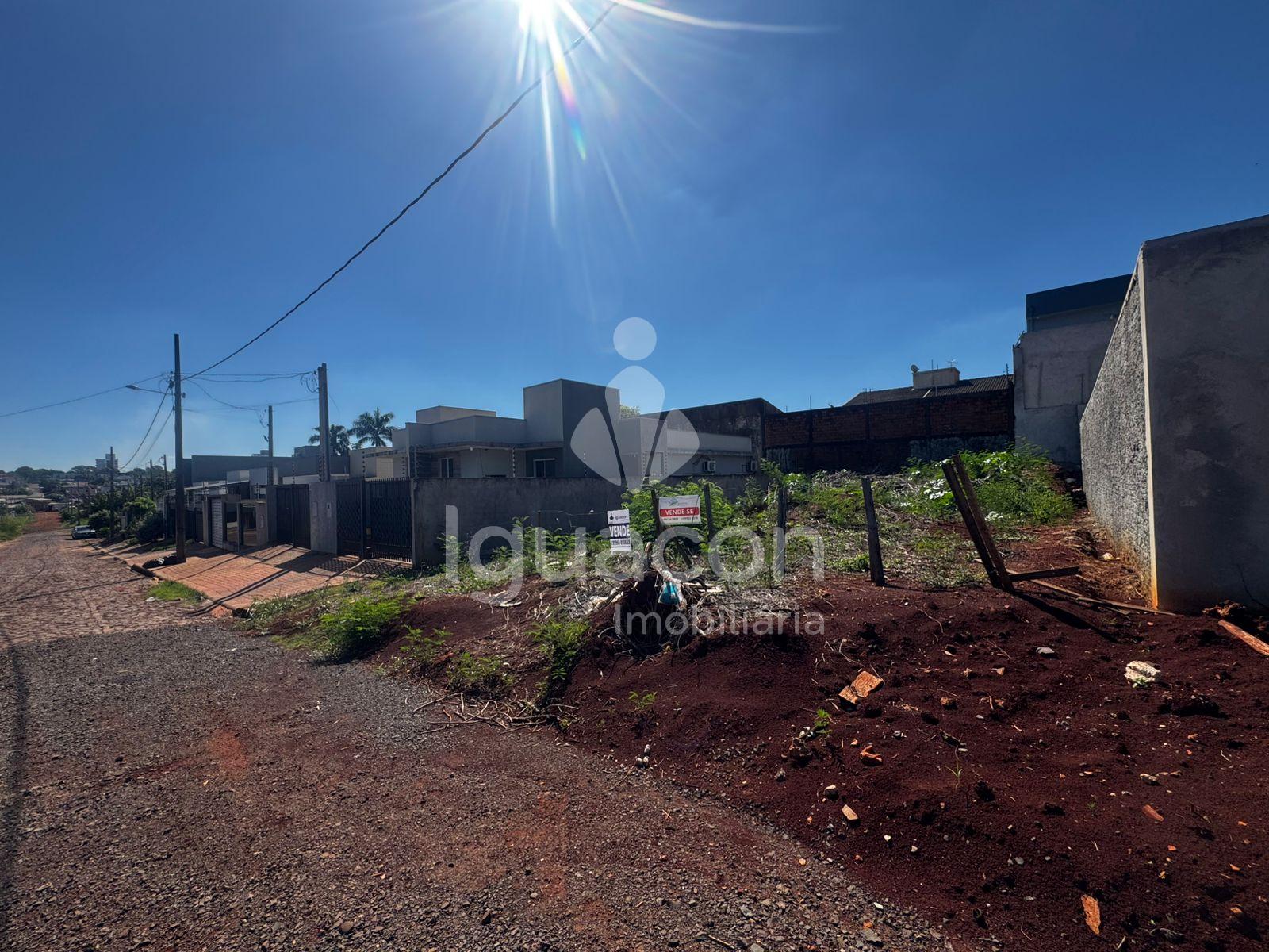 Terreno de 264m  á venda no Jardim Dona Rocca na Região da Vila A