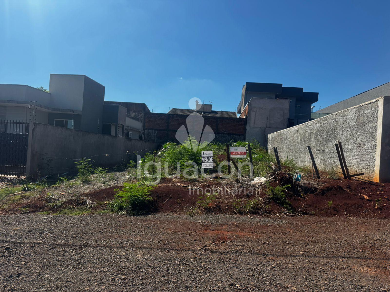Terreno de 264m  á venda no Jardim Dona Rocca na Região da Vila A