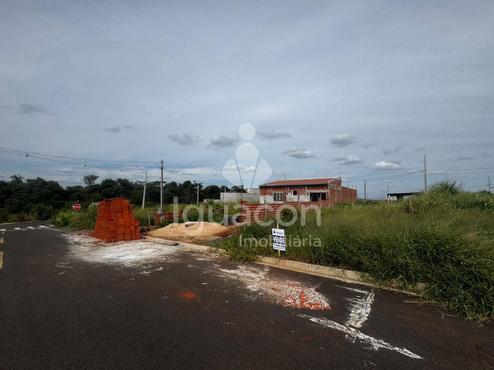 Terreno de 210m  ? venda no Loteamento Ecoville II no Porto Belo