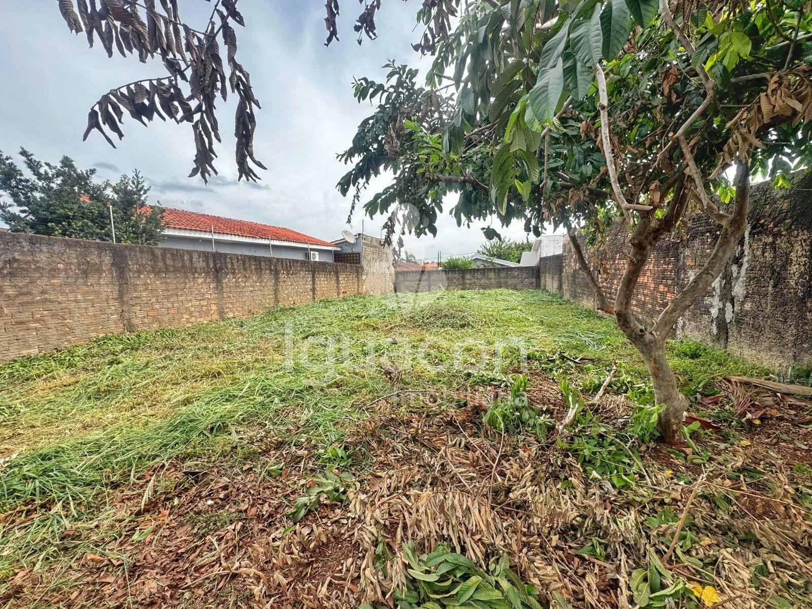 Terreno de 257,37m2 no Jardim Curitibano em Foz do Iguaçu
