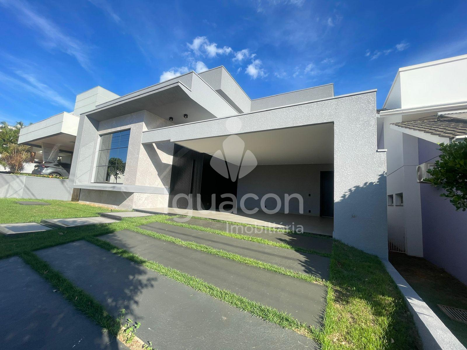 Casa ? venda com 03 Su?tes sendo 02 vagas de garagem no Condom...