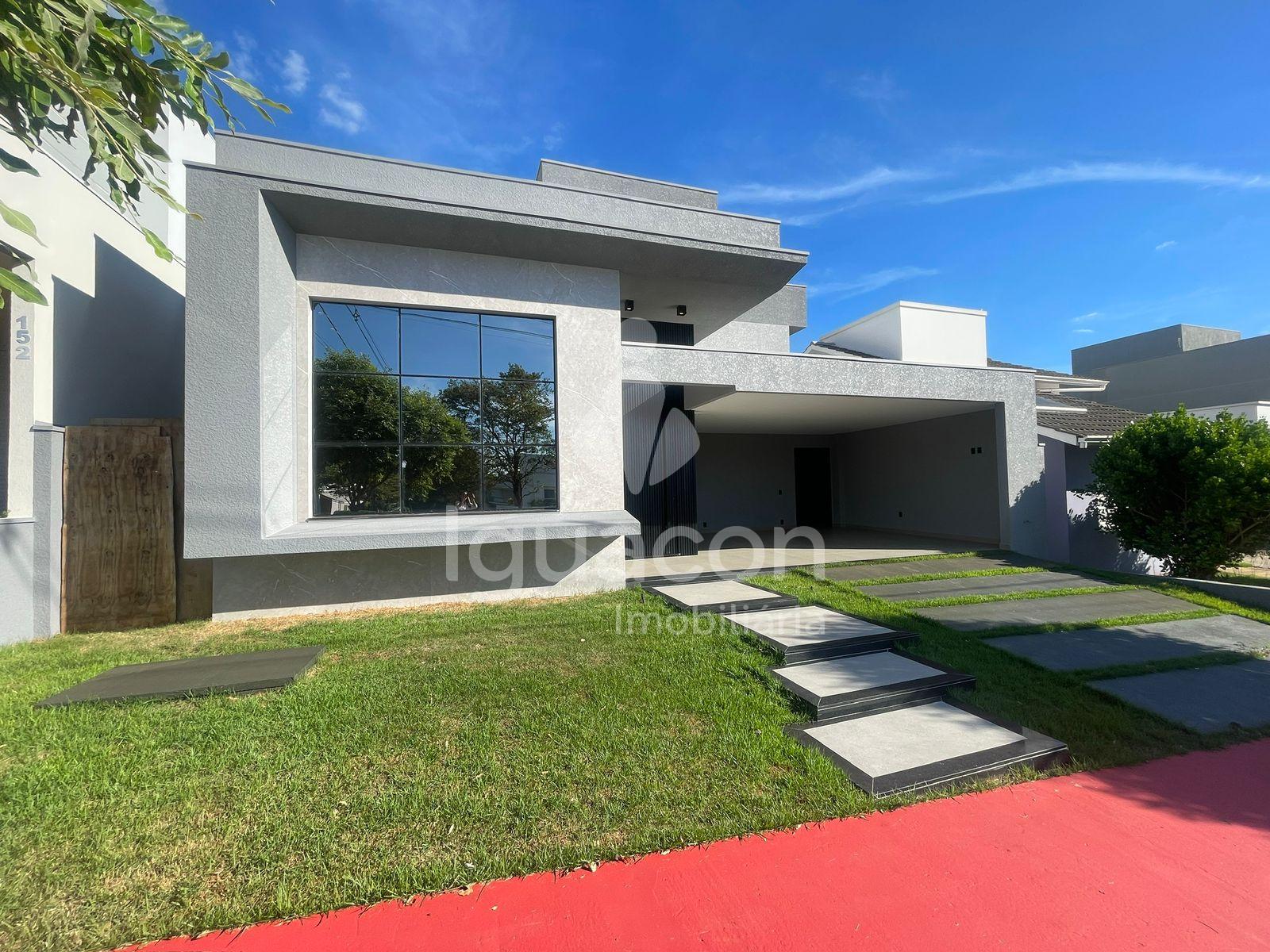 Casa á venda com 03 Suítes sendo 02 vagas de garagem no Condom...