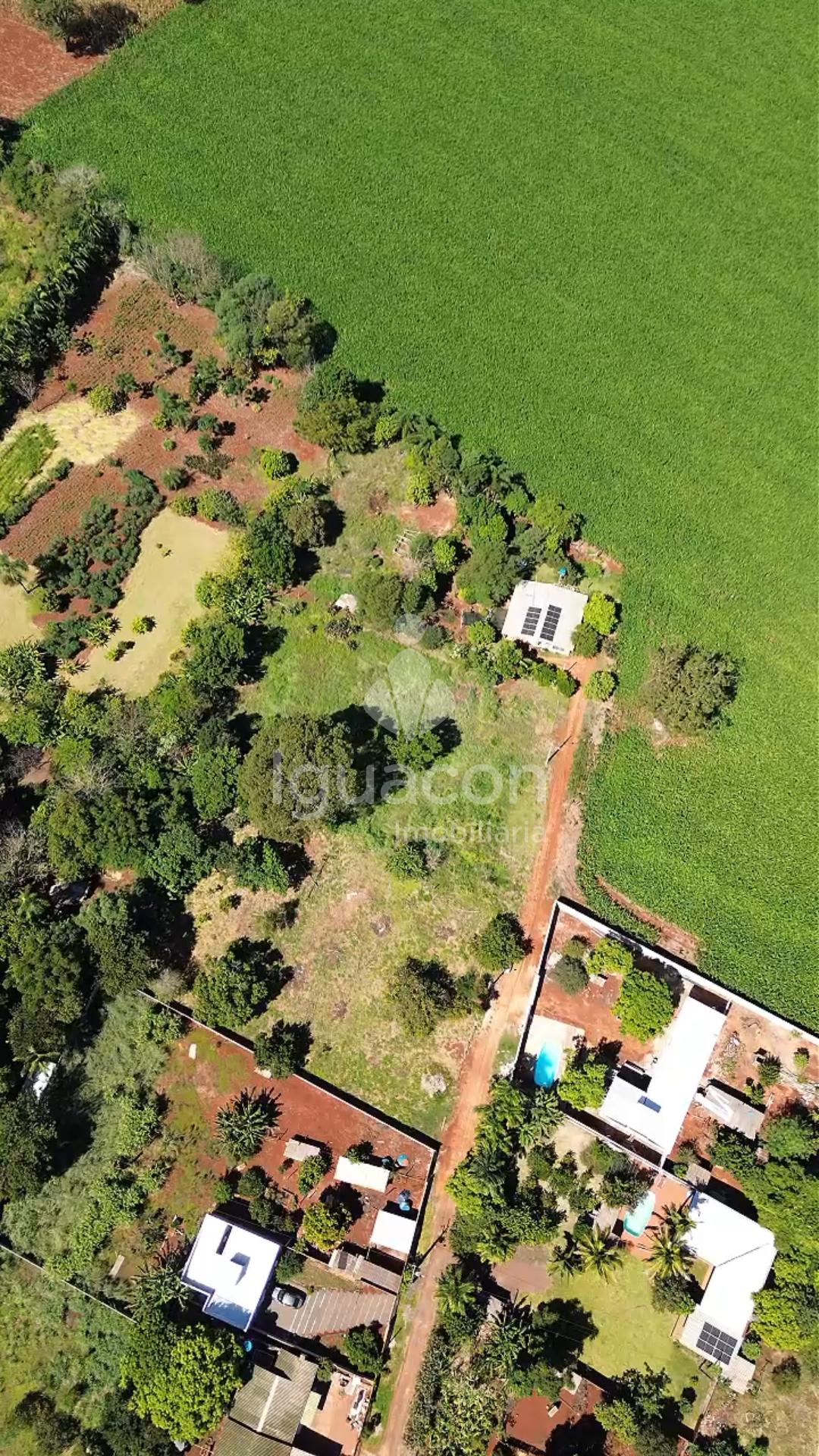 ?rea de Terra de 2.009m  no Loteamento Lote Grande em frente L...