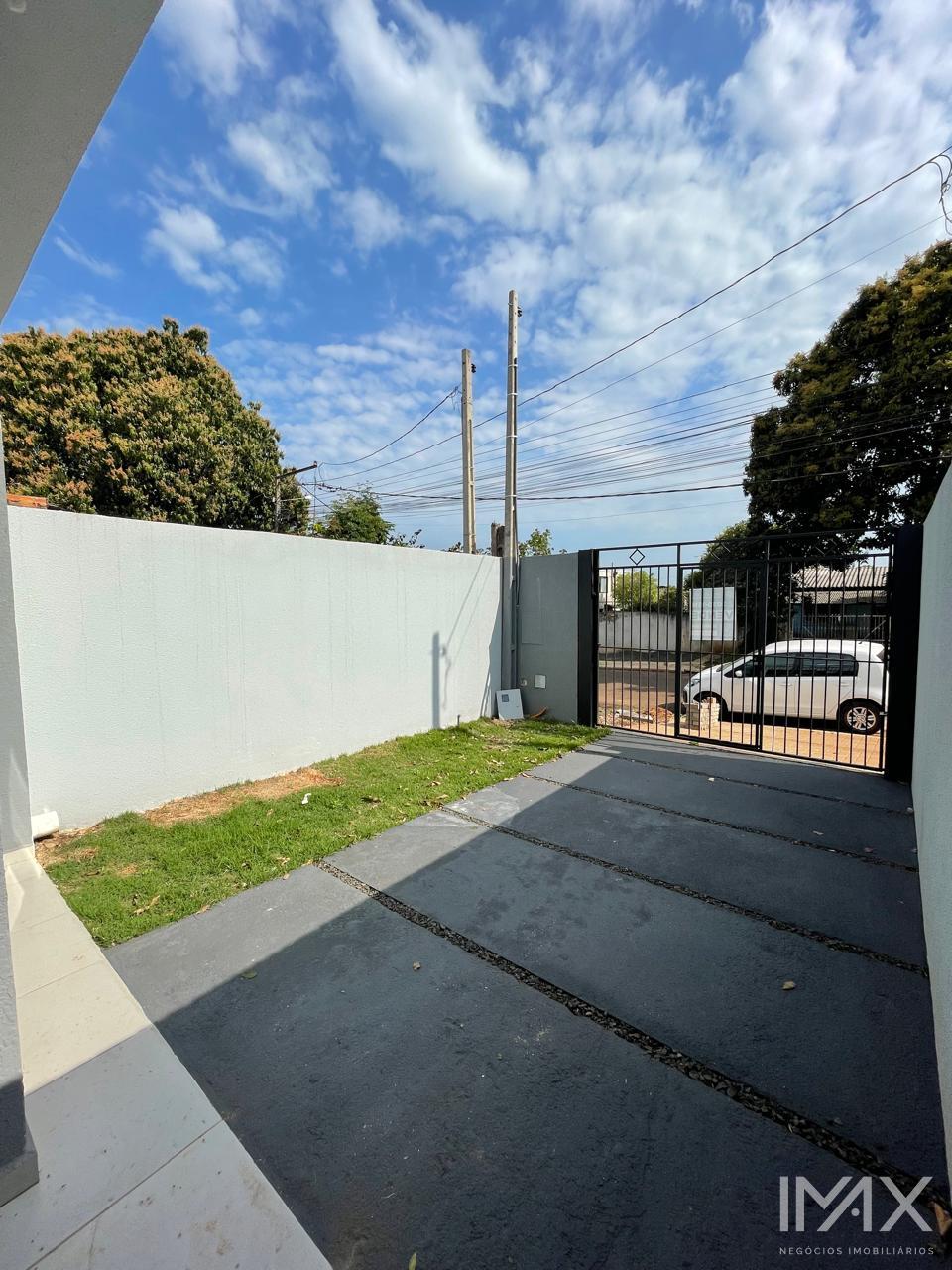 Casa à venda com uma suíte e um quarto no Portal da Foz, 63m3 por R 370.000,00.