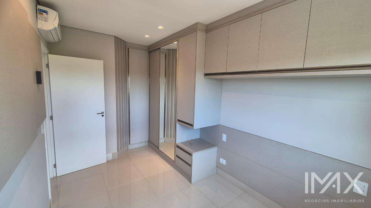 Apartamento para locação no New York Tower, 45m2 por R 2.500,00 mês.