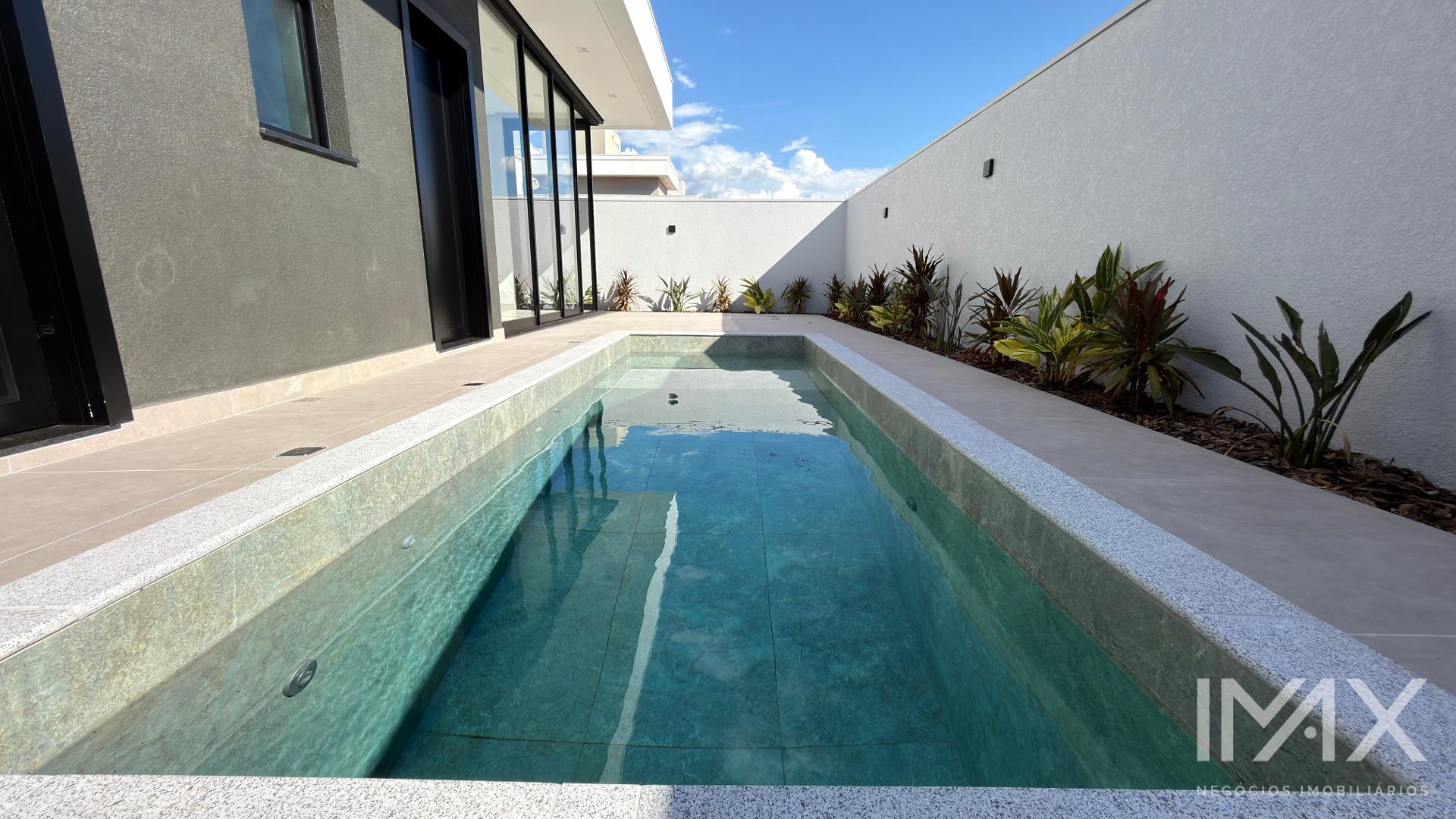 Casa à venda no Condomínio Terras Alpha, 158m2 por R 1.690.000,00.