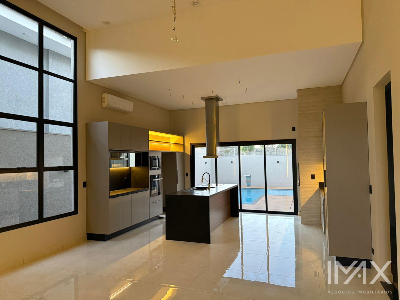 Águas Claras Residence  Casa com 03 Suítes à venda, 252m2 - R  2.200.000,00.