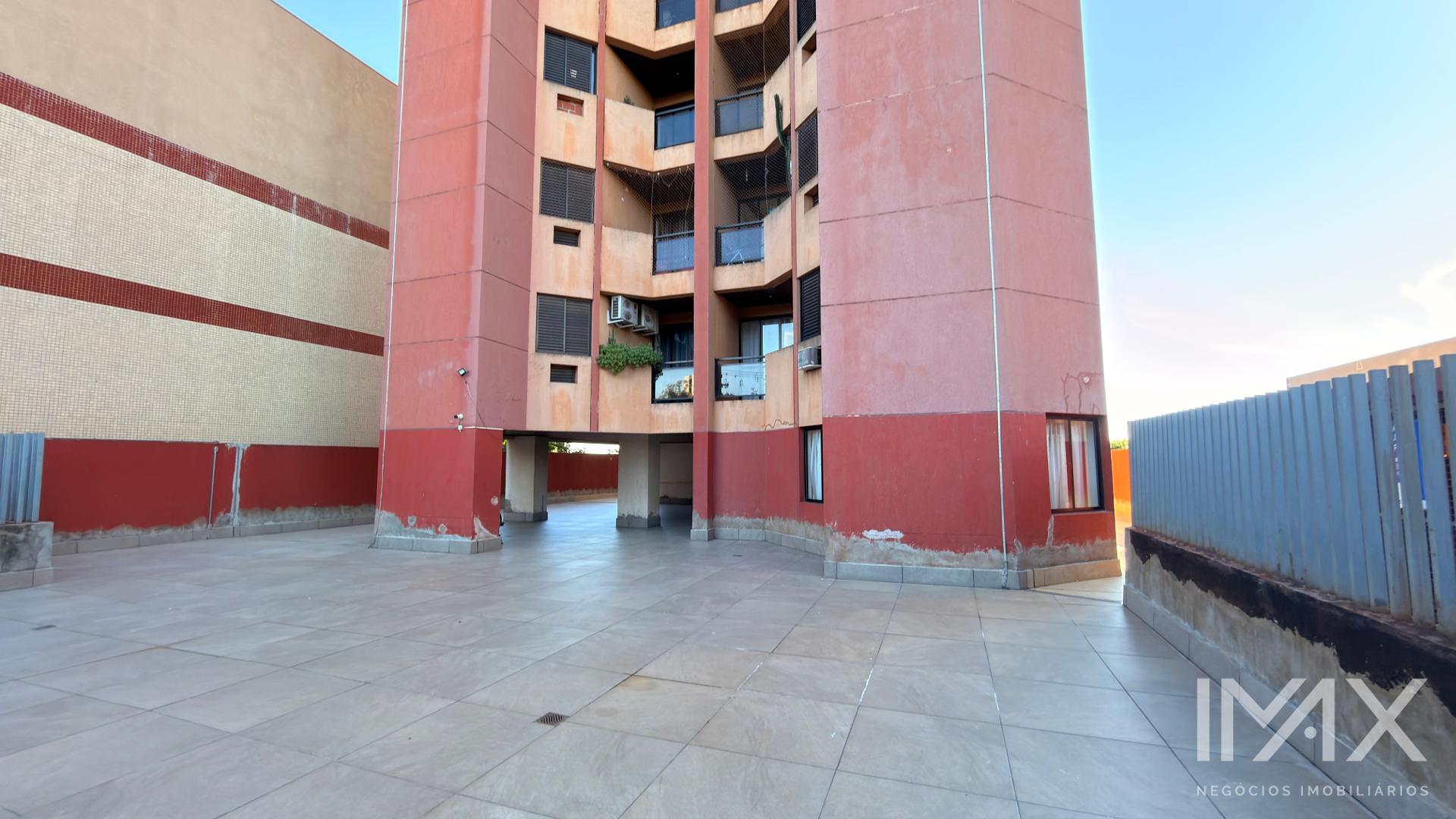 Apartamento à Venda no Edifício Mansão de Florença, 94m2 por R 430.000,00.